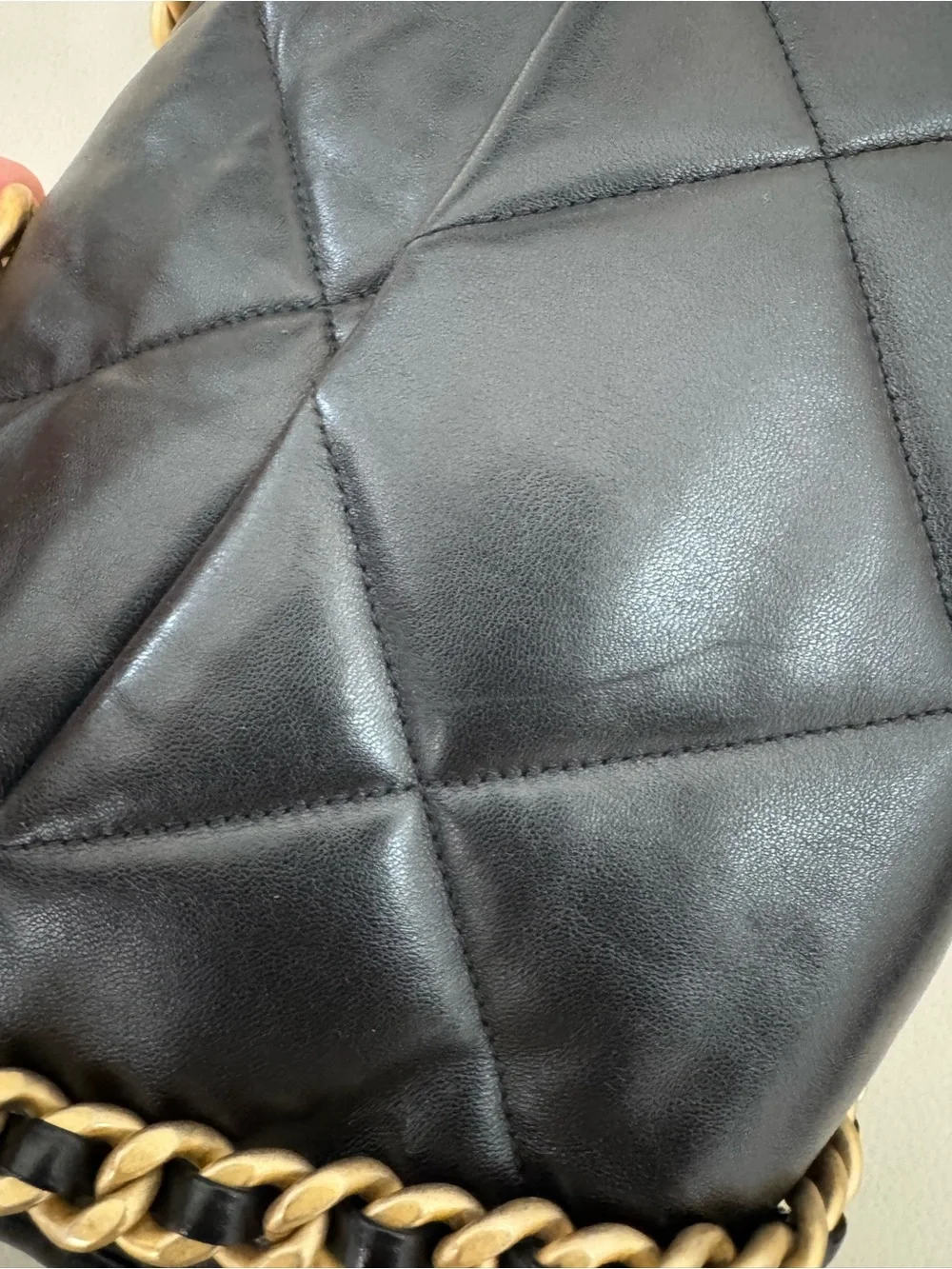 Chanel 19 Black Quilted Lambskin Shoulder Bag with Two-tone Hardware - Picture 6 of 7